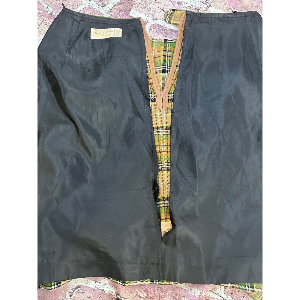 Vintage Pendleton Green Plaid Wool Skirt High Waisted A-Line Size 18 Flawed Prep - Picture 9 of 12